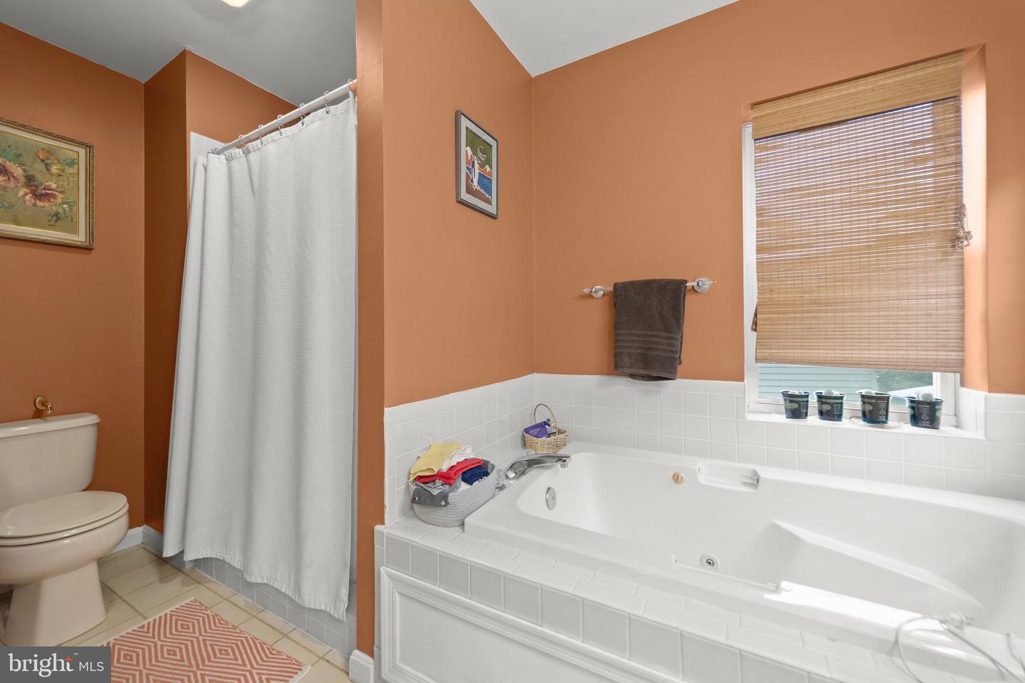 419 WESTSIDE STATION DR, WINCHESTER, Virginia 22601, 4 Bedrooms Bedrooms, ,3 BathroomsBathrooms,Residential,For sale,419 WESTSIDE STATION DR,VAFV2034368 MLS # VAFV2034368