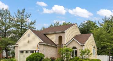 419 WESTSIDE STATION DR, WINCHESTER, Virginia 22601, 4 Bedrooms Bedrooms, ,3 BathroomsBathrooms,Residential,For sale,419 WESTSIDE STATION DR,VAFV2034368 MLS # VAFV2034368