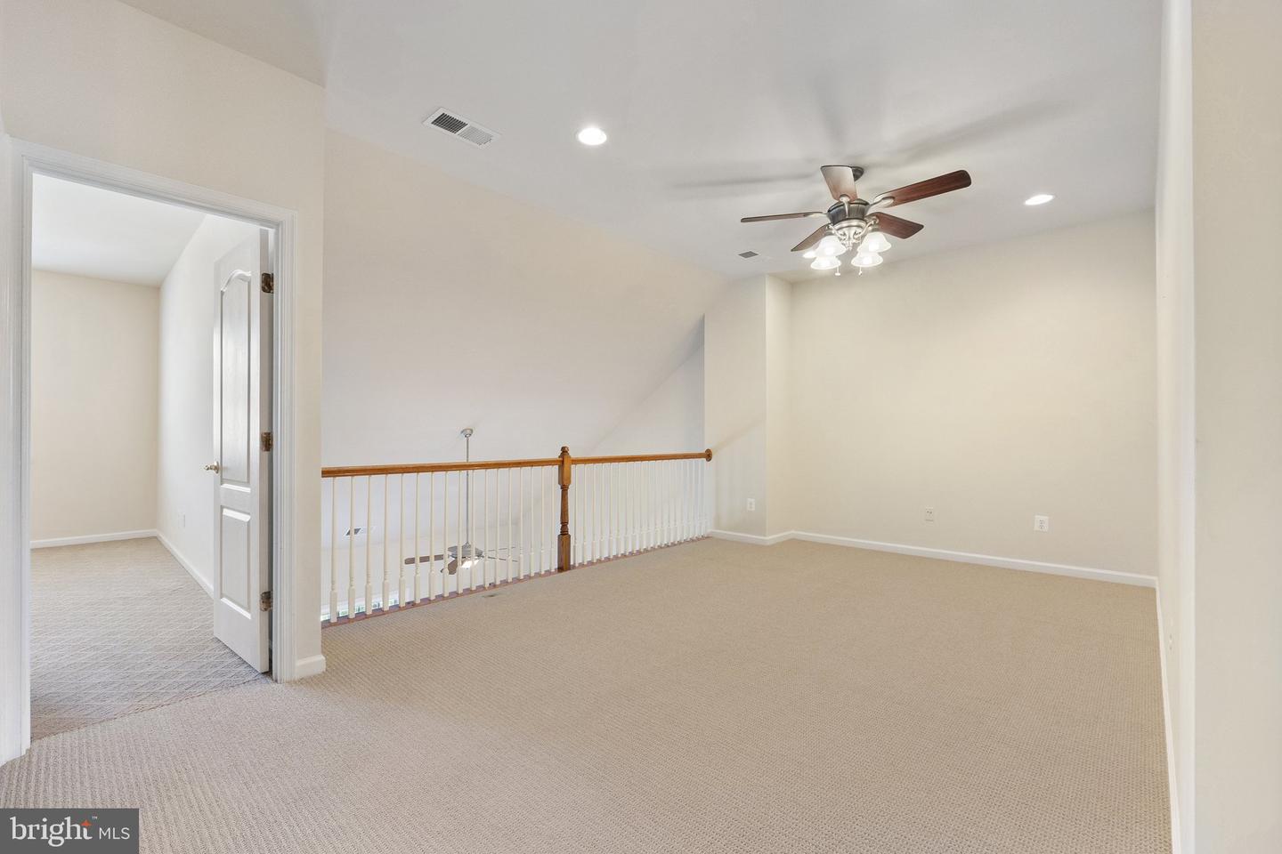 44372 SUNSET MAPLE DR, ASHBURN, Virginia 20147, 3 Bedrooms Bedrooms, ,2 BathroomsBathrooms,Residential,For sale,44372 SUNSET MAPLE DR,VALO2097602 MLS # VALO2097602
