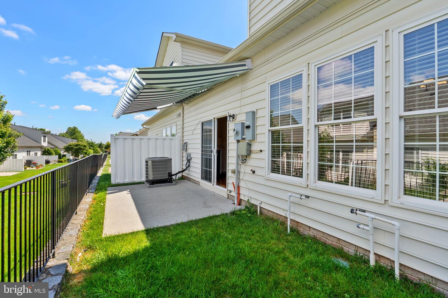 44372 SUNSET MAPLE DR, ASHBURN, Virginia 20147, 3 Bedrooms Bedrooms, ,2 BathroomsBathrooms,Residential,For sale,44372 SUNSET MAPLE DR,VALO2097602 MLS # VALO2097602