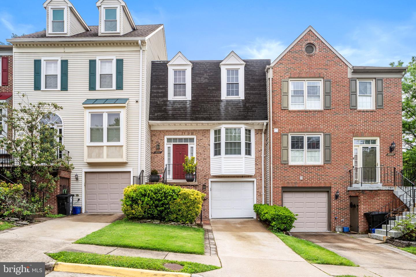8091 WHITLERS CREEK CT, SPRINGFIELD, Virginia 22152, 4 Bedrooms Bedrooms, ,3 BathroomsBathrooms,Residential,For sale,8091 WHITLERS CREEK CT,VAFX2242734 MLS # VAFX2242734