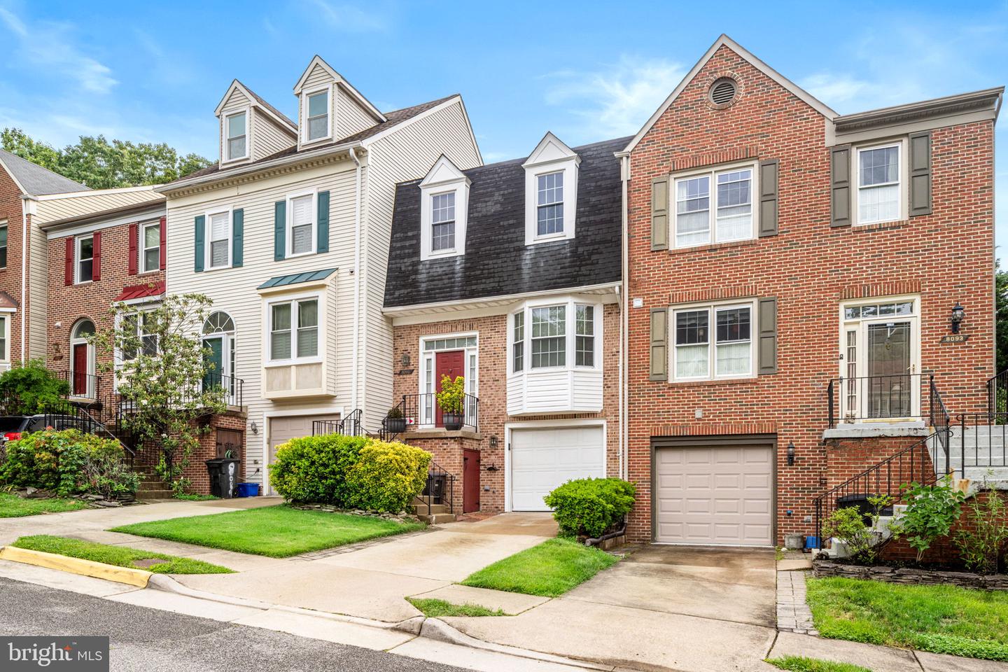 8091 WHITLERS CREEK CT, SPRINGFIELD, Virginia 22152, 4 Bedrooms Bedrooms, ,3 BathroomsBathrooms,Residential,For sale,8091 WHITLERS CREEK CT,VAFX2242734 MLS # VAFX2242734