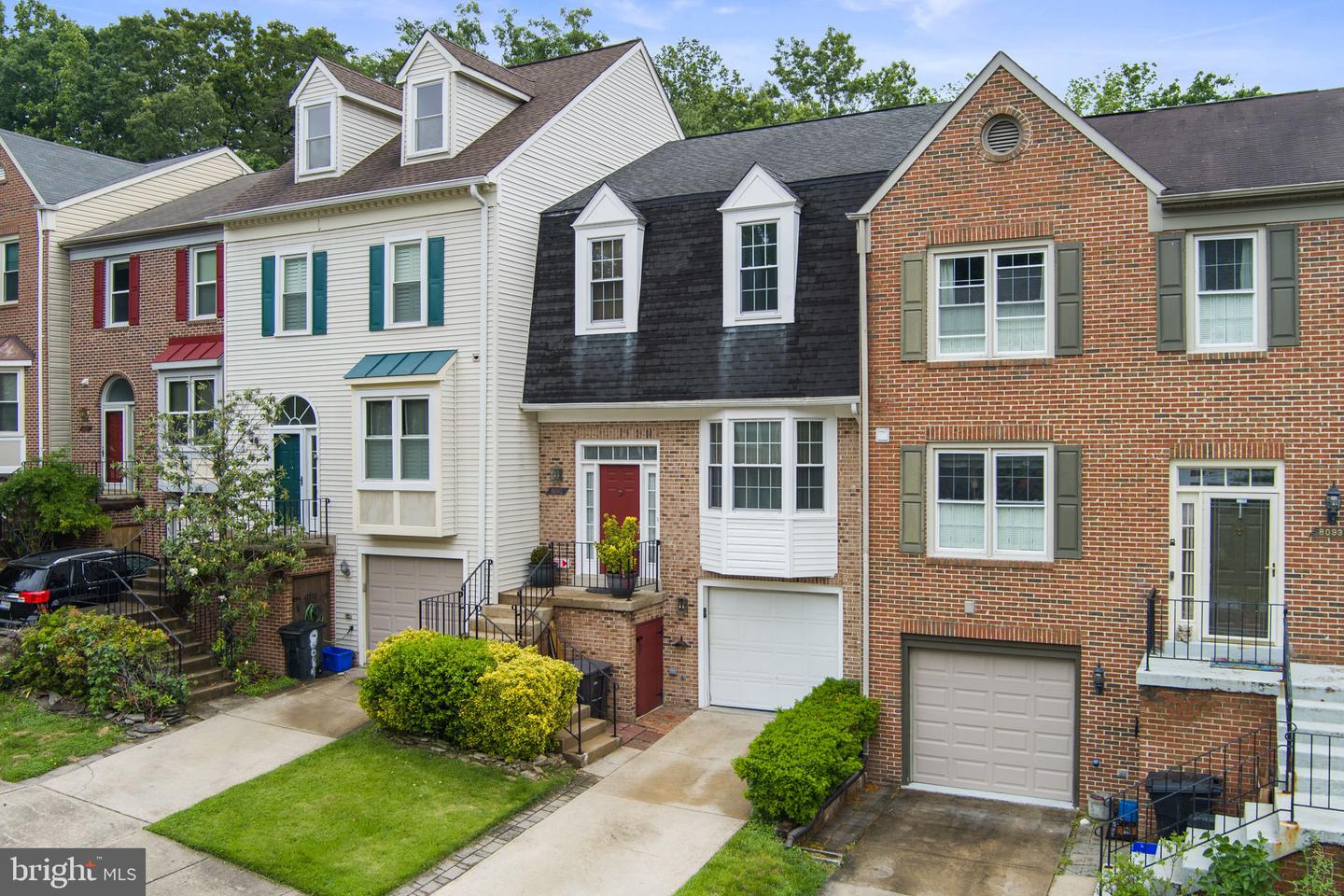 8091 WHITLERS CREEK CT, SPRINGFIELD, Virginia 22152, 4 Bedrooms Bedrooms, ,3 BathroomsBathrooms,Residential,For sale,8091 WHITLERS CREEK CT,VAFX2242734 MLS # VAFX2242734
