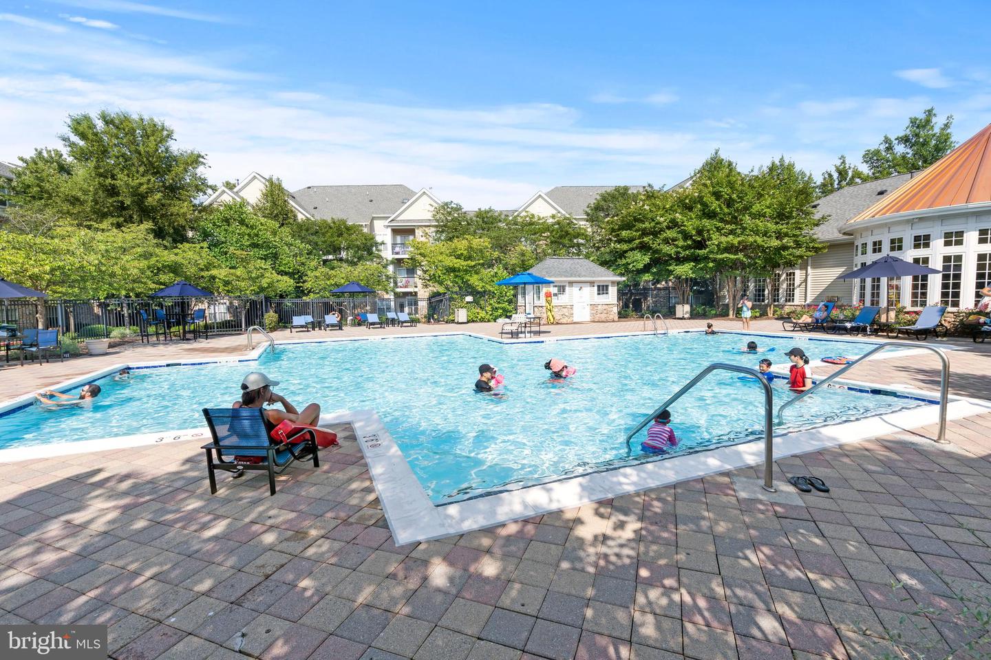 5170-A WILLIAM COLIN CT, CENTREVILLE, Virginia 20120, 2 Bedrooms Bedrooms, ,2 BathroomsBathrooms,Residential,For sale,5170-A WILLIAM COLIN CT,VAFX2242744 MLS # VAFX2242744
