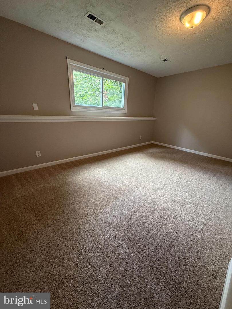 11503 WILDERNESS PARK DR, SPOTSYLVANIA, Virginia 22551, 4 Bedrooms Bedrooms, ,2 BathroomsBathrooms,Residential,For sale,11503 WILDERNESS PARK DR,VASP2033396 MLS # VASP2033396