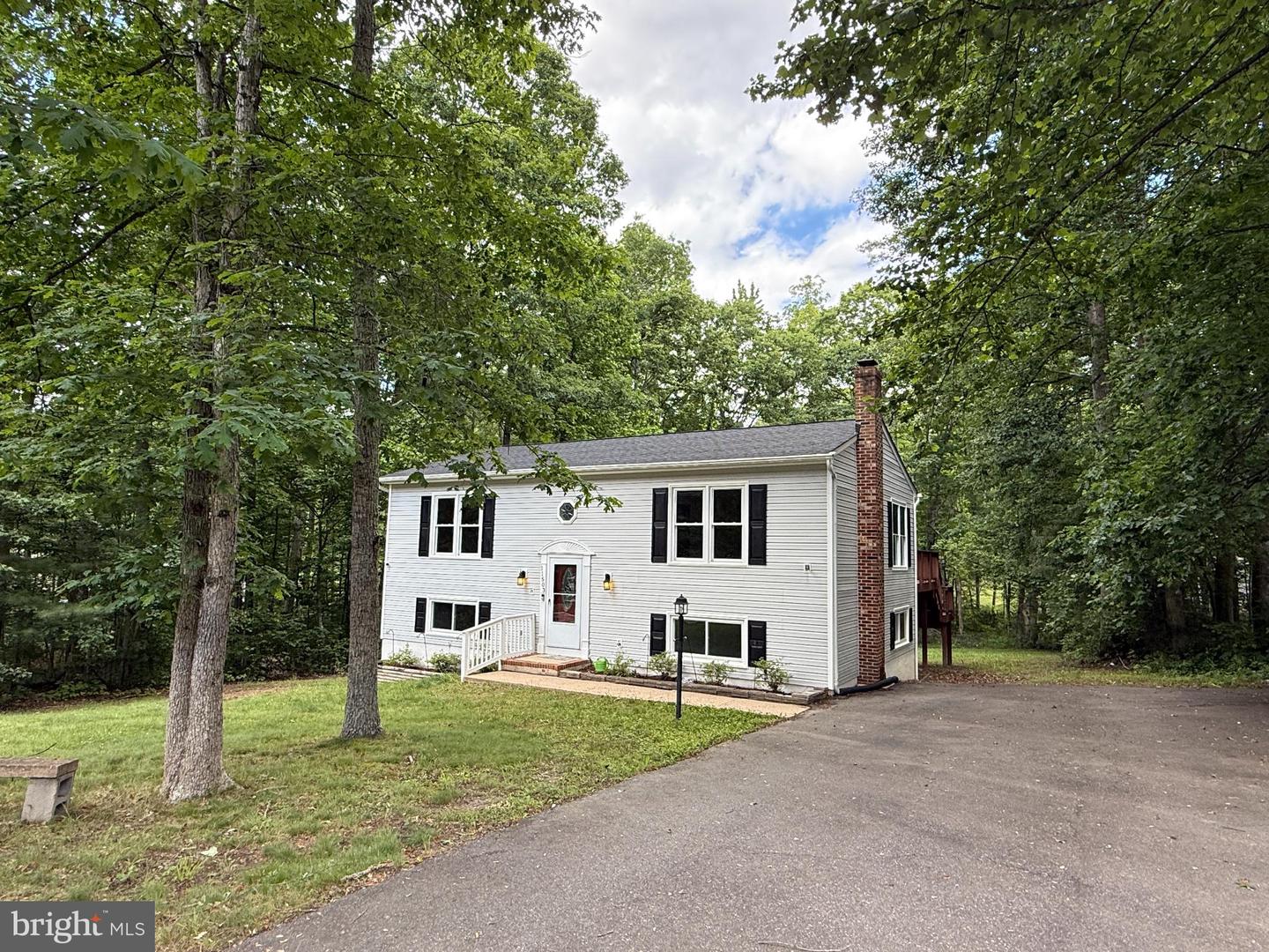 11503 WILDERNESS PARK DR, SPOTSYLVANIA, Virginia 22551, 4 Bedrooms Bedrooms, ,2 BathroomsBathrooms,Residential,For sale,11503 WILDERNESS PARK DR,VASP2033396 MLS # VASP2033396