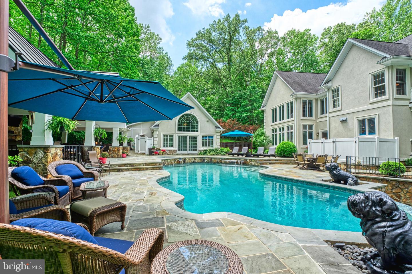 5026 HUNTWOOD MANOR DR, FAIRFAX, Virginia 22030, 7 Bedrooms Bedrooms, ,8 BathroomsBathrooms,Residential,For sale,5026 HUNTWOOD MANOR DR,VAFX2242968 MLS # VAFX2242968