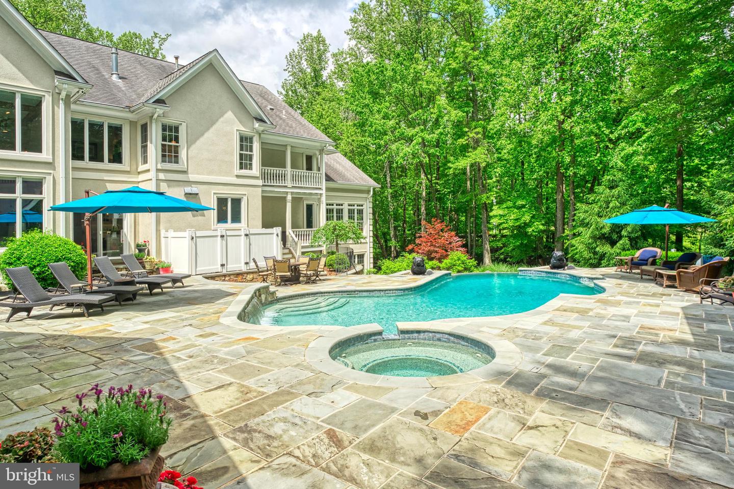 5026 HUNTWOOD MANOR DR, FAIRFAX, Virginia 22030, 7 Bedrooms Bedrooms, ,8 BathroomsBathrooms,Residential,For sale,5026 HUNTWOOD MANOR DR,VAFX2242968 MLS # VAFX2242968