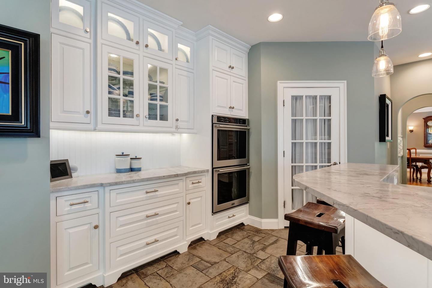5026 HUNTWOOD MANOR DR, FAIRFAX, Virginia 22030, 7 Bedrooms Bedrooms, ,8 BathroomsBathrooms,Residential,For sale,5026 HUNTWOOD MANOR DR,VAFX2242968 MLS # VAFX2242968