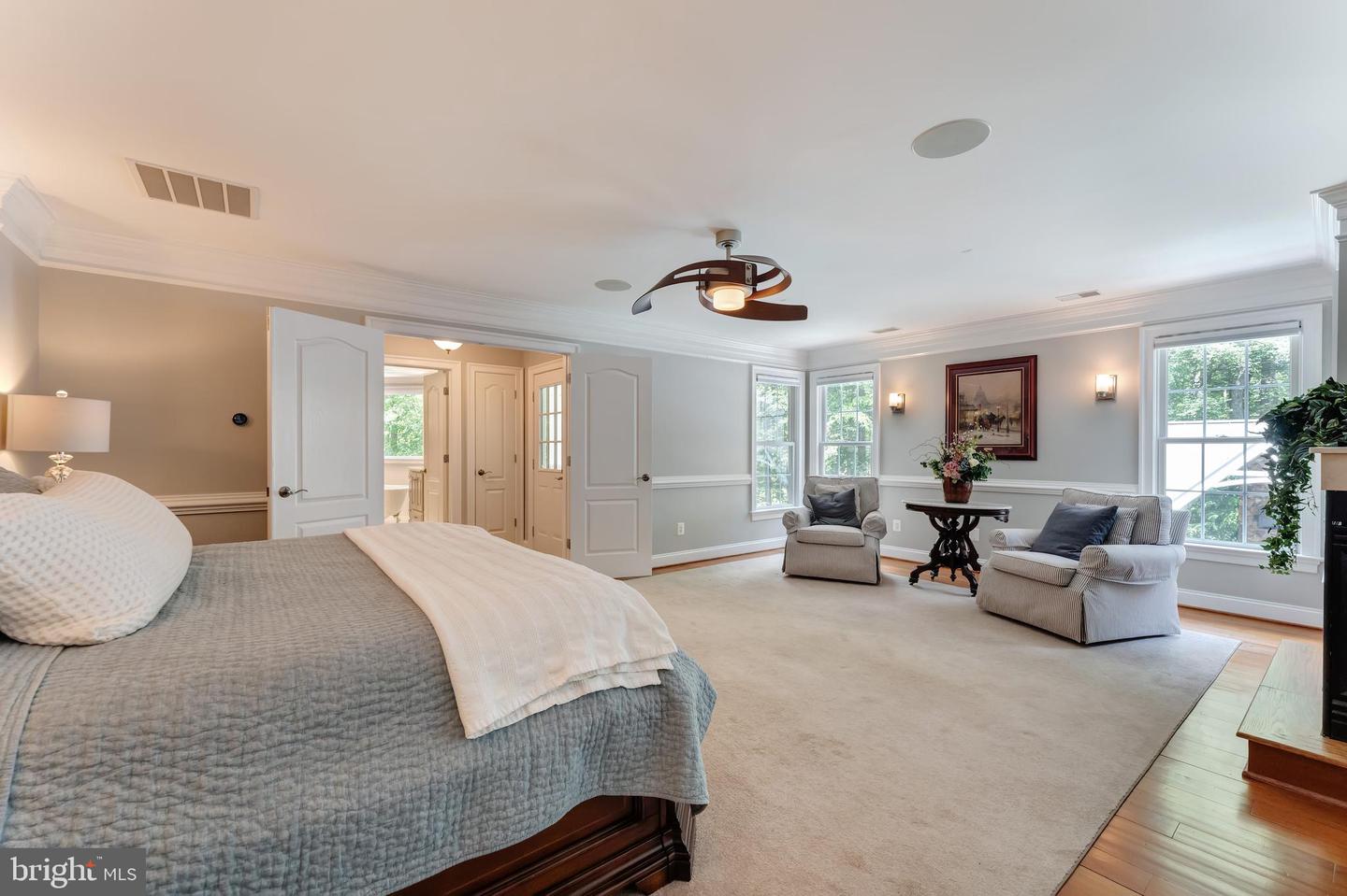 5026 HUNTWOOD MANOR DR, FAIRFAX, Virginia 22030, 7 Bedrooms Bedrooms, ,8 BathroomsBathrooms,Residential,For sale,5026 HUNTWOOD MANOR DR,VAFX2242968 MLS # VAFX2242968