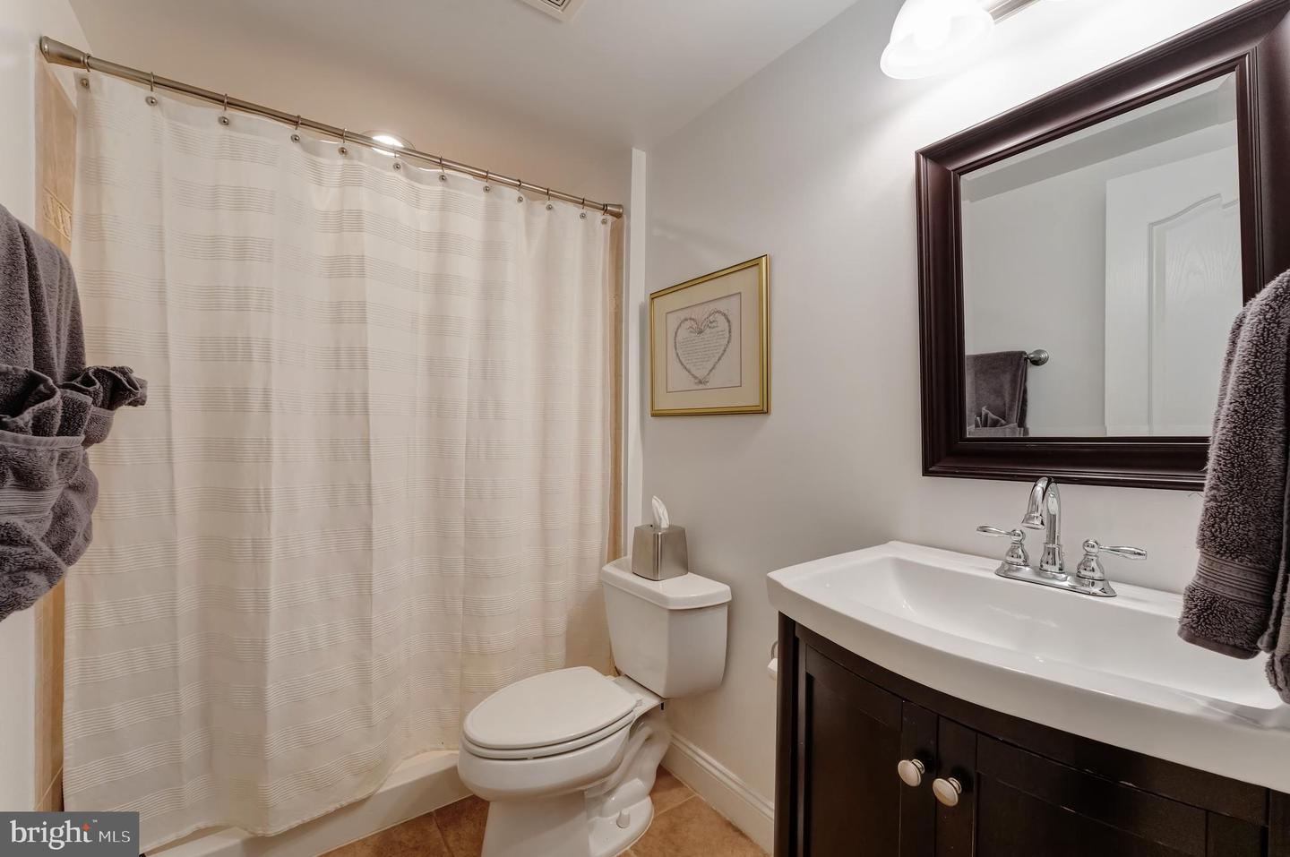 5026 HUNTWOOD MANOR DR, FAIRFAX, Virginia 22030, 7 Bedrooms Bedrooms, ,8 BathroomsBathrooms,Residential,For sale,5026 HUNTWOOD MANOR DR,VAFX2242968 MLS # VAFX2242968