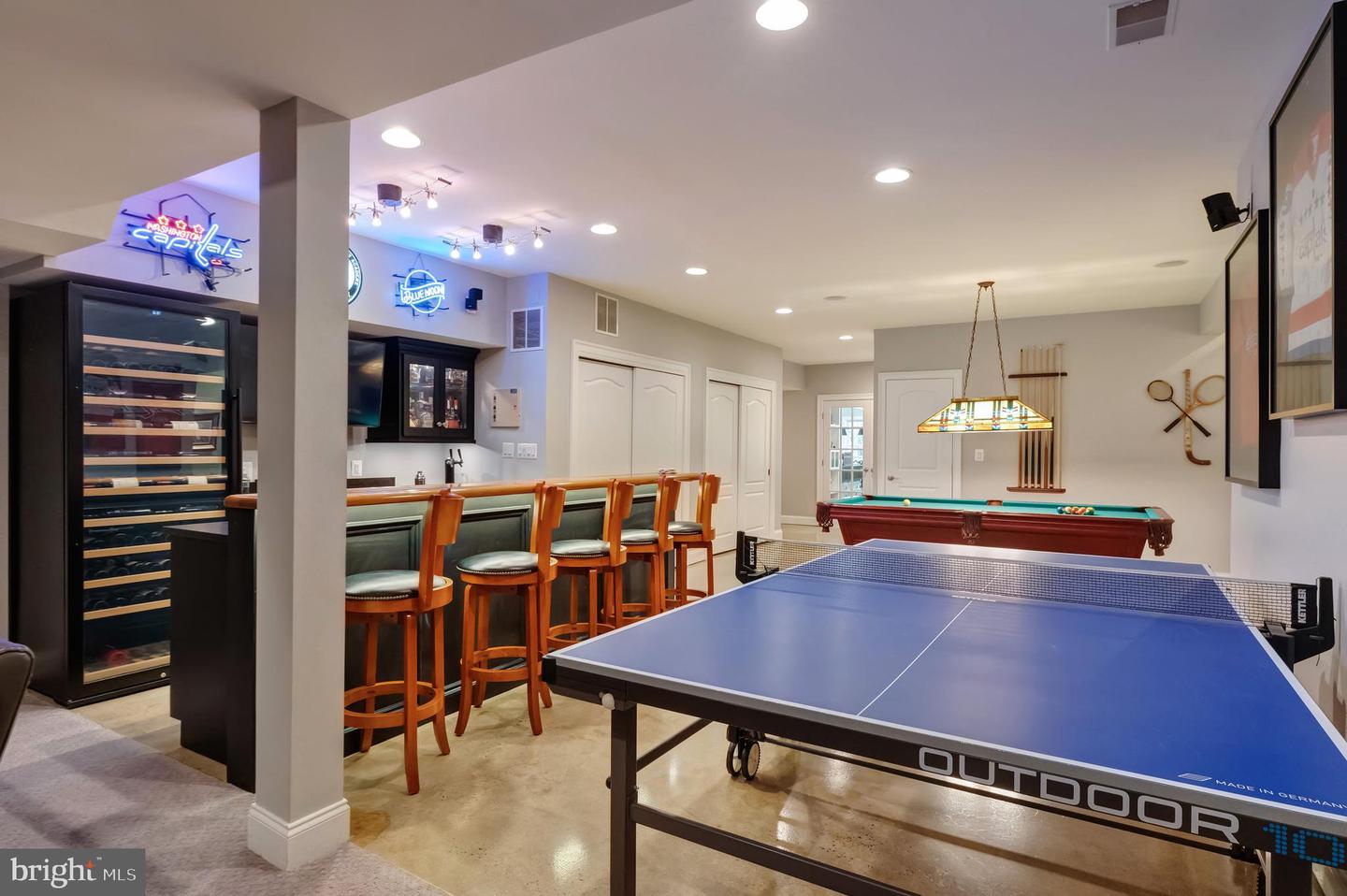 5026 HUNTWOOD MANOR DR, FAIRFAX, Virginia 22030, 7 Bedrooms Bedrooms, ,8 BathroomsBathrooms,Residential,For sale,5026 HUNTWOOD MANOR DR,VAFX2242968 MLS # VAFX2242968