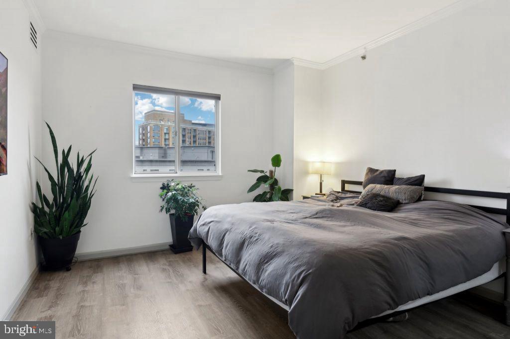 1211 S EADS ST #1701, ARLINGTON, Virginia 22202, 1 Bedroom Bedrooms, ,1 BathroomBathrooms,Residential,For sale,1211 S EADS ST #1701,VAAR2058080 MLS # VAAR2058080