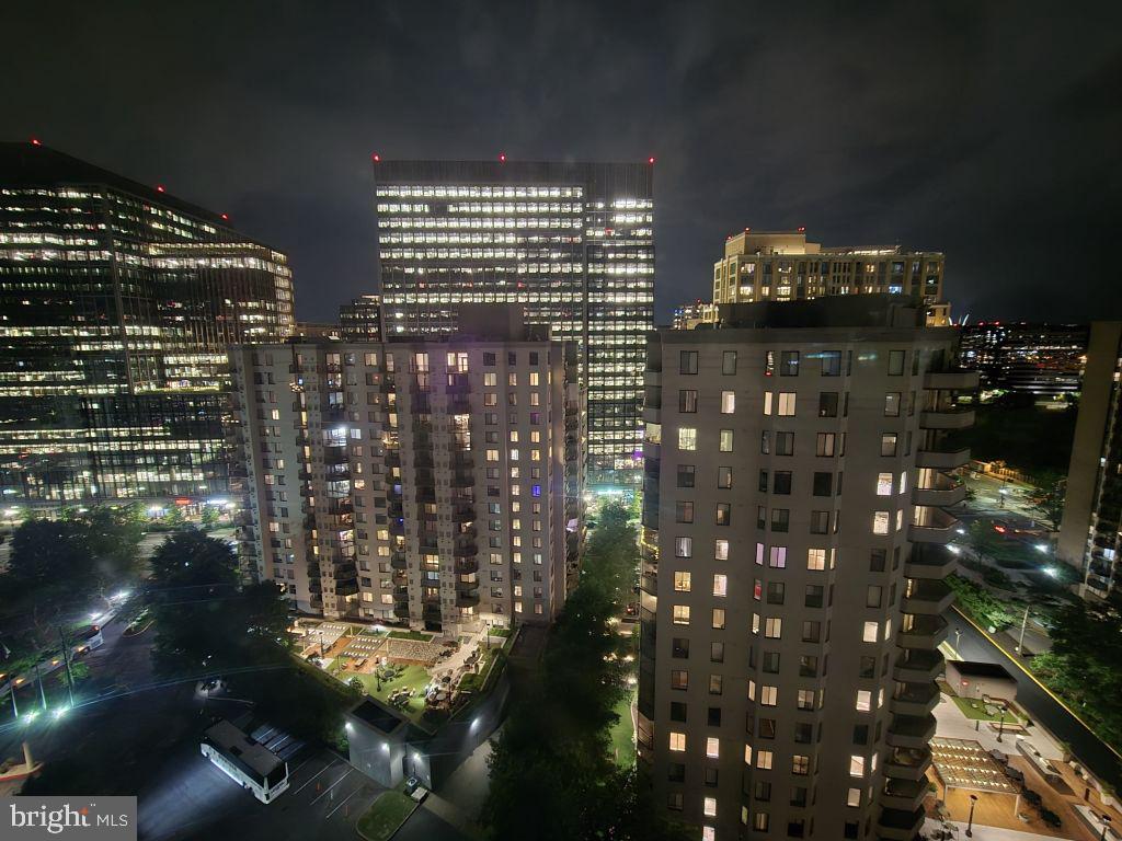 1211 S EADS ST #1701, ARLINGTON, Virginia 22202, 1 Bedroom Bedrooms, ,1 BathroomBathrooms,Residential,For sale,1211 S EADS ST #1701,VAAR2058080 MLS # VAAR2058080