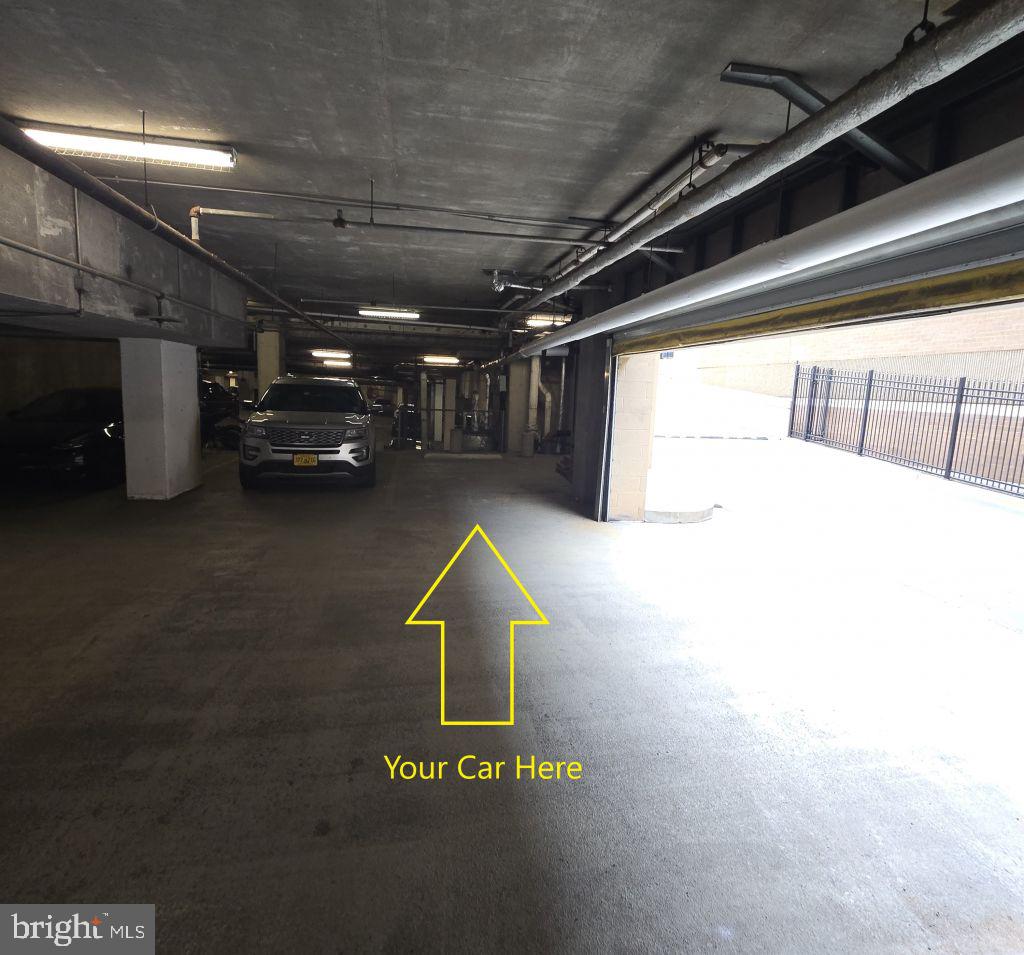 1211 S EADS ST #1701, ARLINGTON, Virginia 22202, 1 Bedroom Bedrooms, ,1 BathroomBathrooms,Residential,For sale,1211 S EADS ST #1701,VAAR2058080 MLS # VAAR2058080