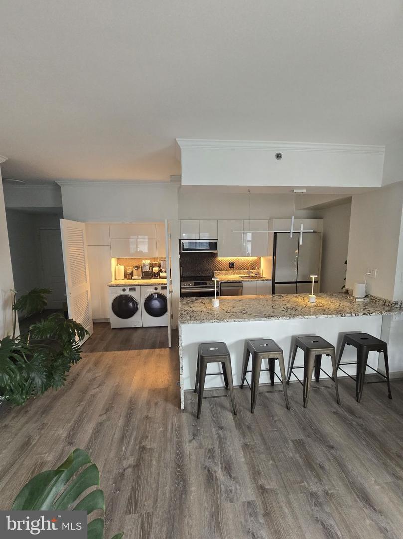 1211 S EADS ST #1701, ARLINGTON, Virginia 22202, 1 Bedroom Bedrooms, ,1 BathroomBathrooms,Residential,For sale,1211 S EADS ST #1701,VAAR2058080 MLS # VAAR2058080