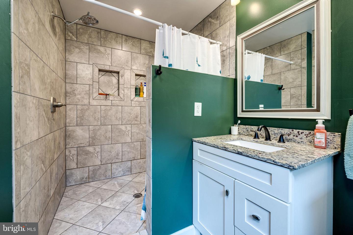 94 EAGLE CT, WOODSTOCK, Virginia 22664, 3 Bedrooms Bedrooms, ,2 BathroomsBathrooms,Residential,For sale,94 EAGLE CT,VASH2011548 MLS # VASH2011548