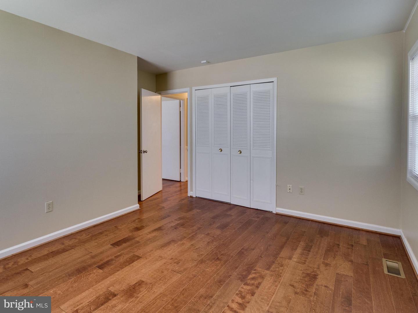 13211 PENNERVIEW LN, FAIRFAX, Virginia 22033, 3 Bedrooms Bedrooms, ,2 BathroomsBathrooms,Residential,For sale,13211 PENNERVIEW LN,VAFX2242860 MLS # VAFX2242860