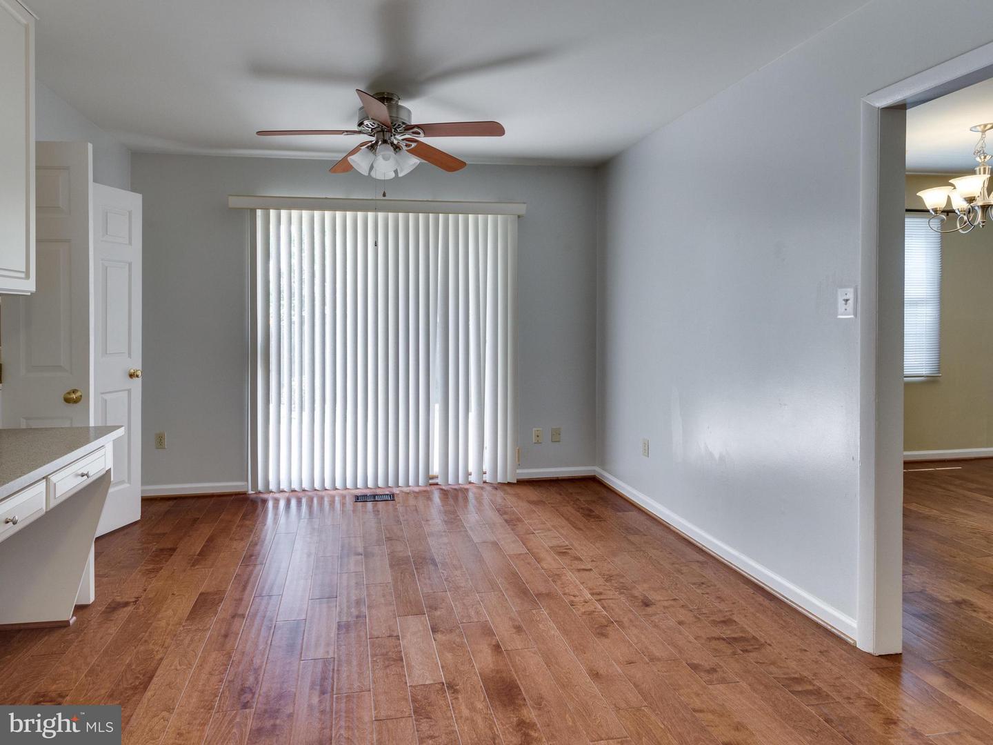 13211 PENNERVIEW LN, FAIRFAX, Virginia 22033, 3 Bedrooms Bedrooms, ,2 BathroomsBathrooms,Residential,For sale,13211 PENNERVIEW LN,VAFX2242860 MLS # VAFX2242860