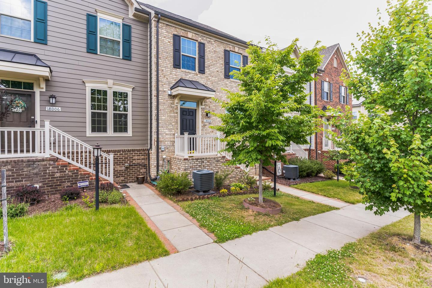 18004 RED CEDAR RD, DUMFRIES, Virginia 22026, 4 Bedrooms Bedrooms, ,4 BathroomsBathrooms,Residential,For sale,18004 RED CEDAR RD,VAPW2095472 MLS # VAPW2095472