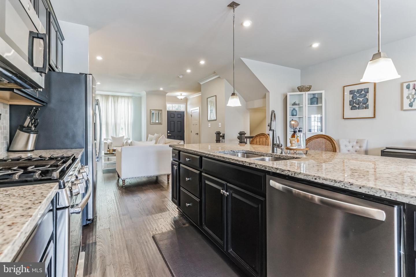 18004 RED CEDAR RD, DUMFRIES, Virginia 22026, 4 Bedrooms Bedrooms, ,4 BathroomsBathrooms,Residential,For sale,18004 RED CEDAR RD,VAPW2095472 MLS # VAPW2095472