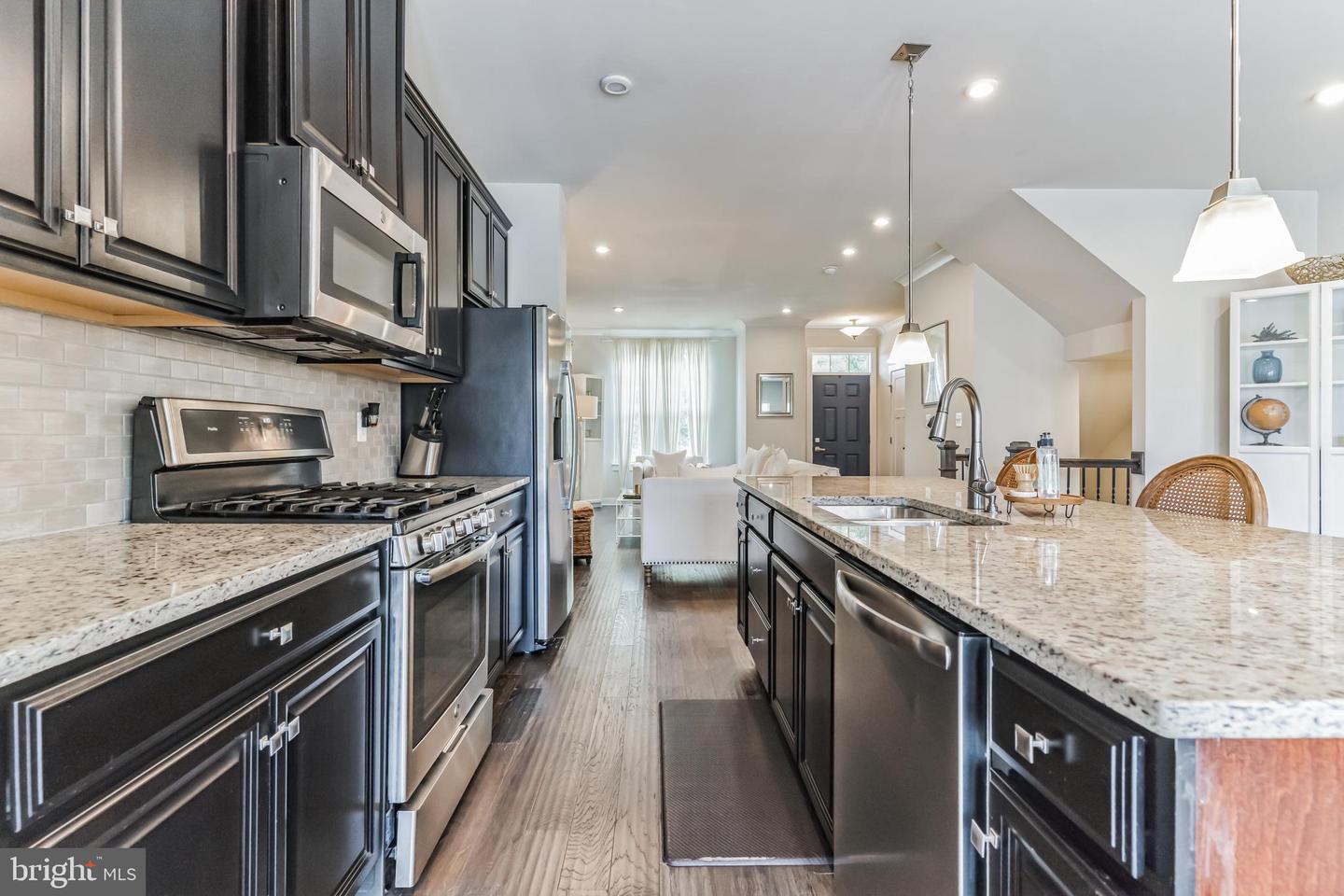 18004 RED CEDAR RD, DUMFRIES, Virginia 22026, 4 Bedrooms Bedrooms, ,4 BathroomsBathrooms,Residential,For sale,18004 RED CEDAR RD,VAPW2095472 MLS # VAPW2095472