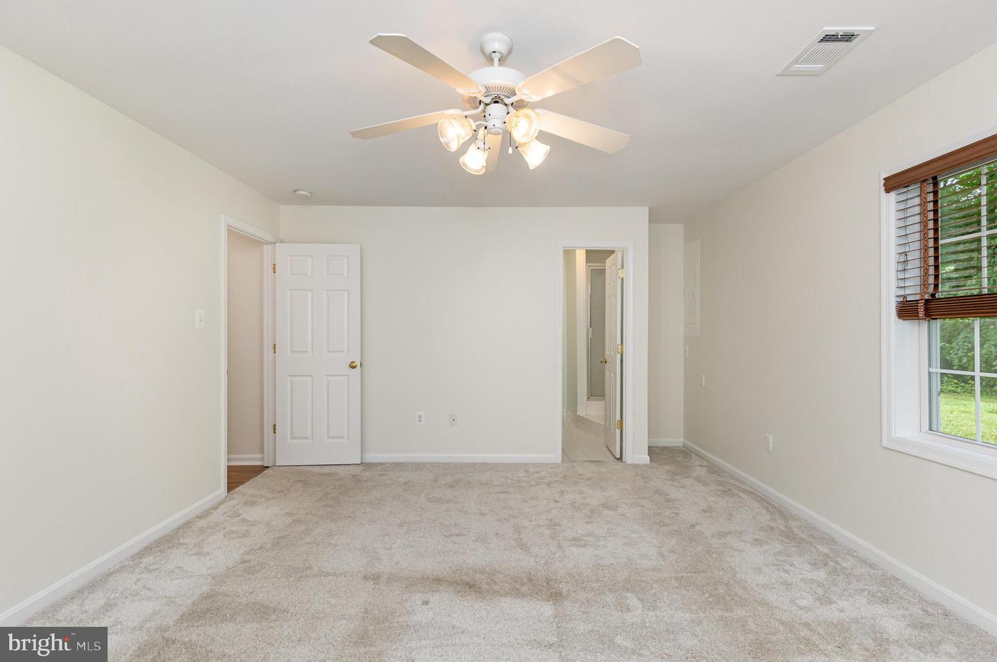 7378 HILLY LN, WARRENTON, Virginia 20187, 3 Bedrooms Bedrooms, ,2 BathroomsBathrooms,Residential,For sale,7378 HILLY LN,VAFQ2016758 MLS # VAFQ2016758