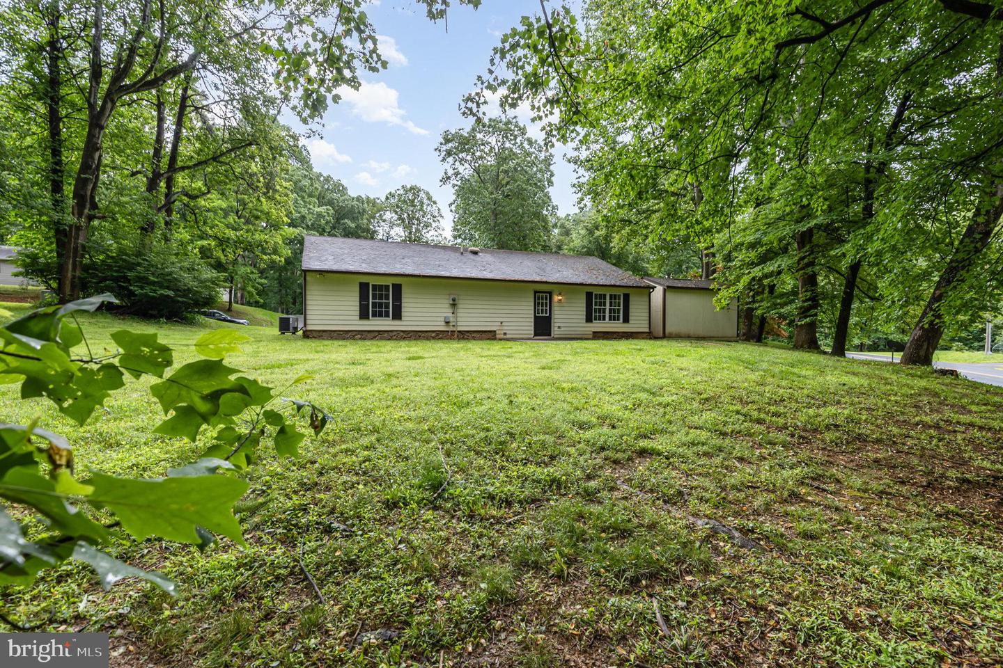 7378 HILLY LN, WARRENTON, Virginia 20187, 3 Bedrooms Bedrooms, ,2 BathroomsBathrooms,Residential,For sale,7378 HILLY LN,VAFQ2016758 MLS # VAFQ2016758