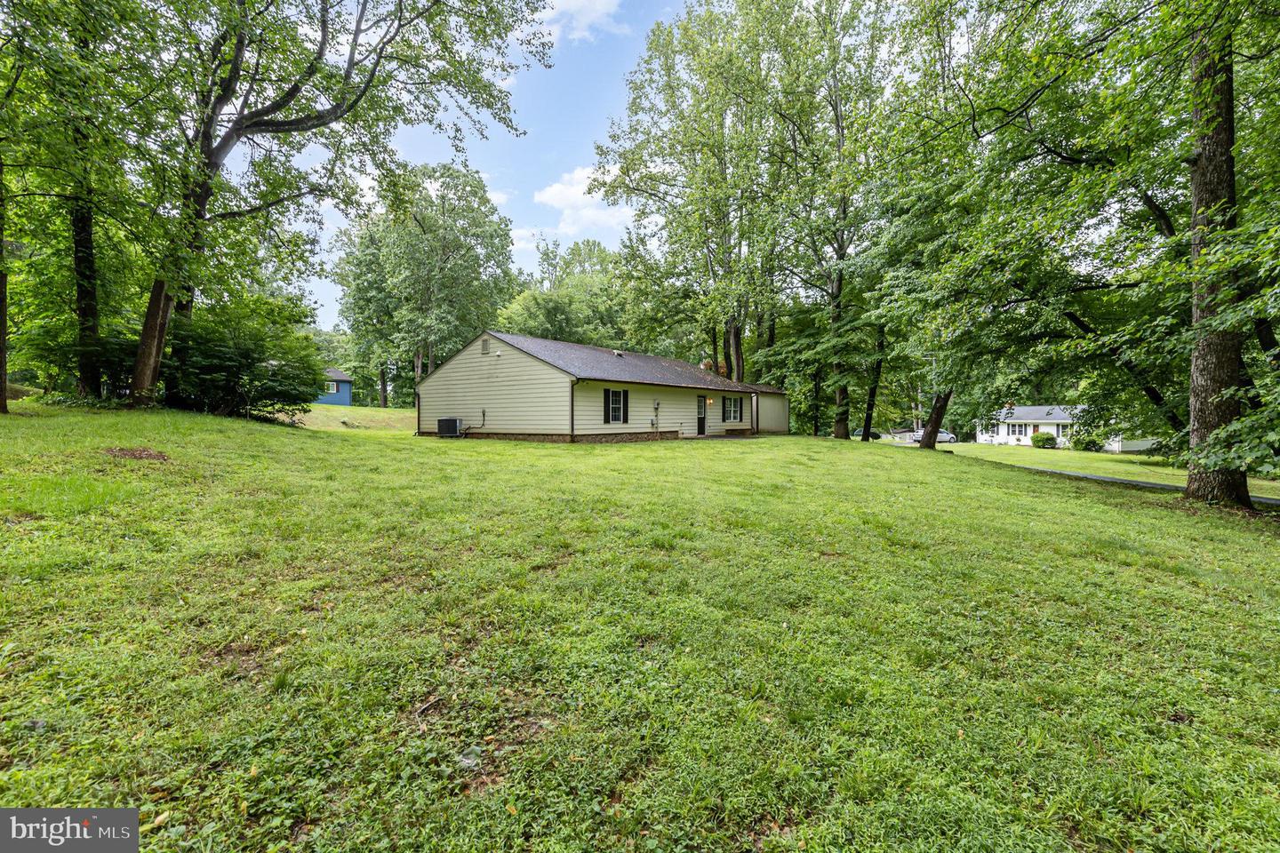 7378 HILLY LN, WARRENTON, Virginia 20187, 3 Bedrooms Bedrooms, ,2 BathroomsBathrooms,Residential,For sale,7378 HILLY LN,VAFQ2016758 MLS # VAFQ2016758