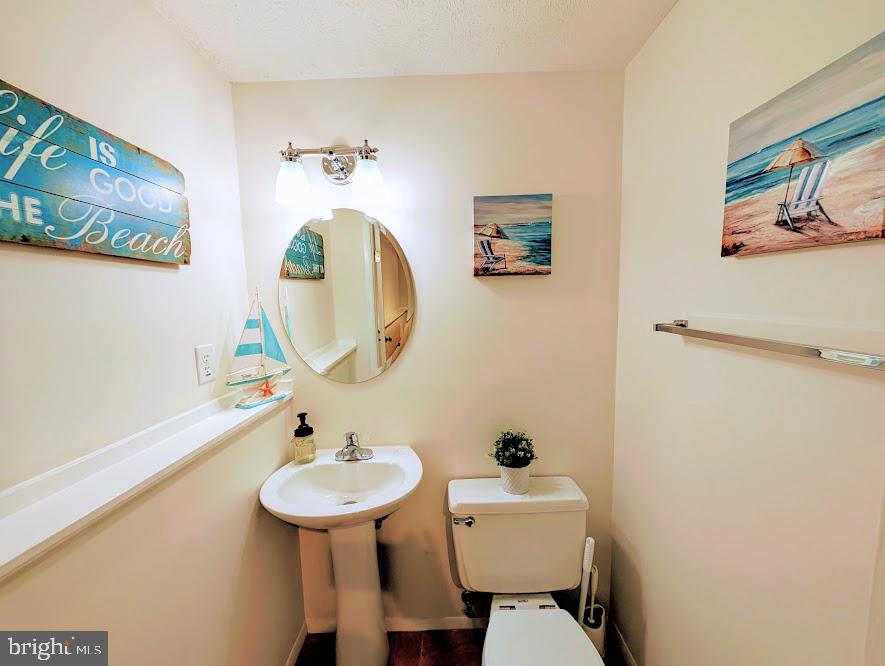4318 ROLLING STONE WAY, ALEXANDRIA, Virginia 22306, 3 Bedrooms Bedrooms, ,2 BathroomsBathrooms,Residential,For sale,4318 ROLLING STONE WAY,VAFX2242936 MLS # VAFX2242936