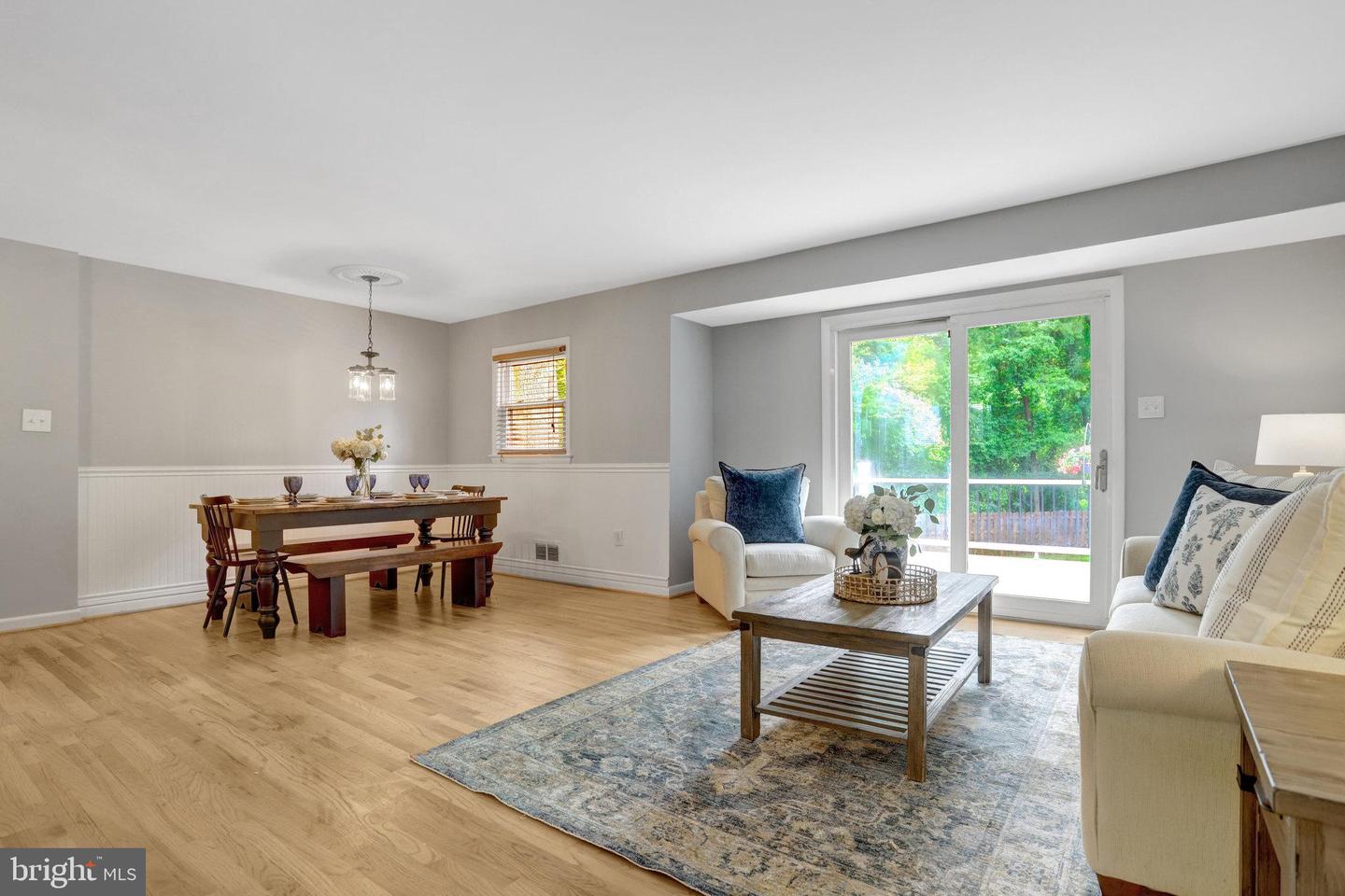 7631 KINGSBURY RD, ALEXANDRIA, Virginia 22315, 4 Bedrooms Bedrooms, ,2 BathroomsBathrooms,Residential,For sale,7631 KINGSBURY RD,VAFX2242784 MLS # VAFX2242784