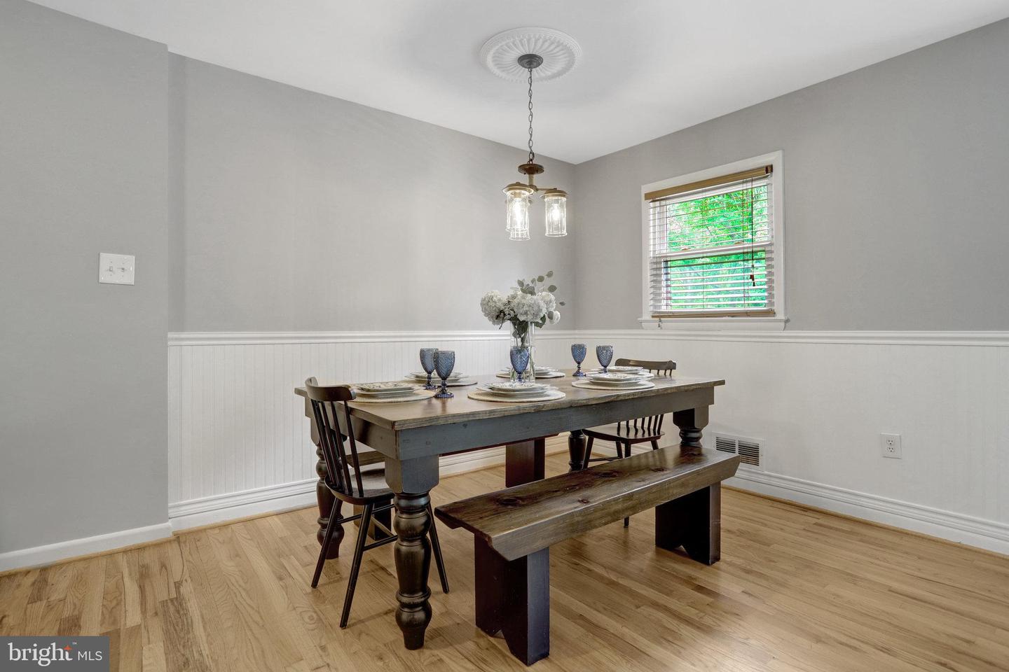 7631 KINGSBURY RD, ALEXANDRIA, Virginia 22315, 4 Bedrooms Bedrooms, ,2 BathroomsBathrooms,Residential,For sale,7631 KINGSBURY RD,VAFX2242784 MLS # VAFX2242784