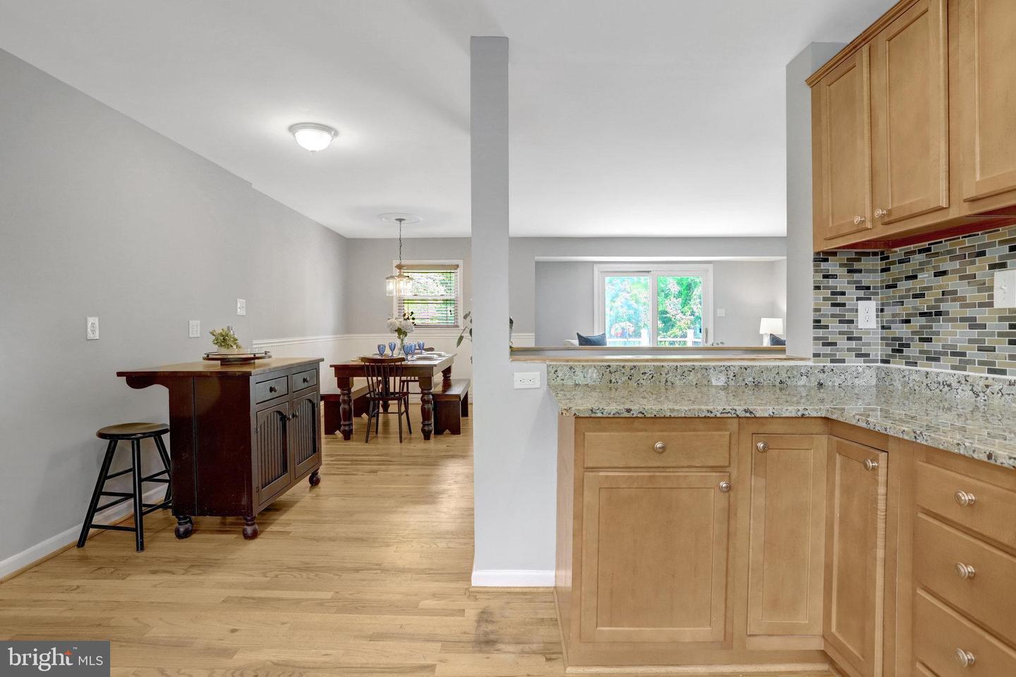 7631 KINGSBURY RD, ALEXANDRIA, Virginia 22315, 4 Bedrooms Bedrooms, ,2 BathroomsBathrooms,Residential,For sale,7631 KINGSBURY RD,VAFX2242784 MLS # VAFX2242784
