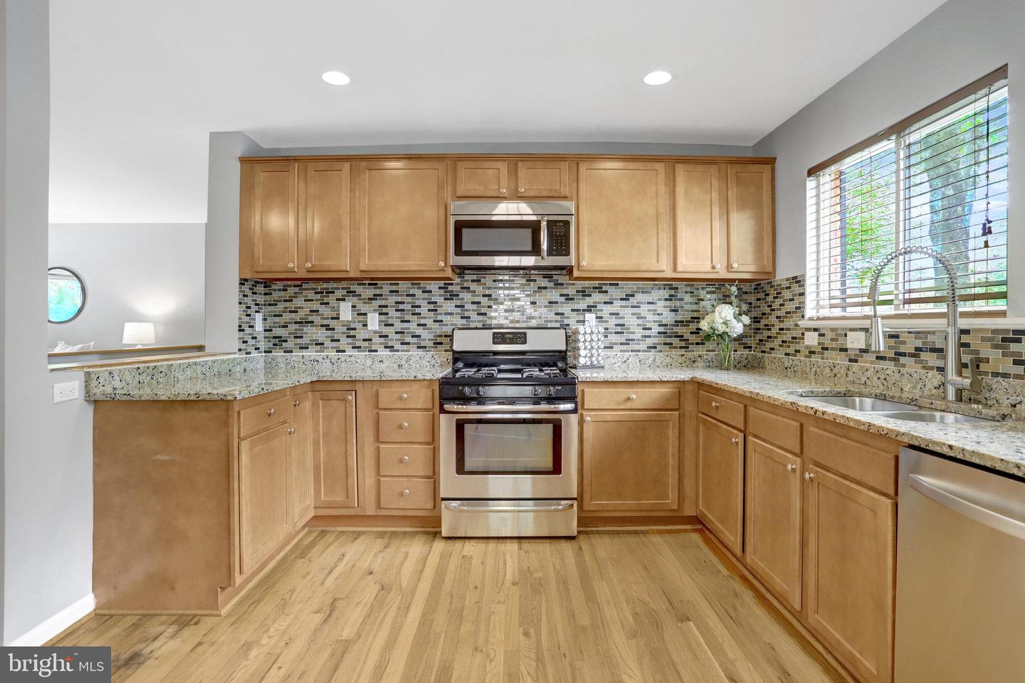 7631 KINGSBURY RD, ALEXANDRIA, Virginia 22315, 4 Bedrooms Bedrooms, ,2 BathroomsBathrooms,Residential,For sale,7631 KINGSBURY RD,VAFX2242784 MLS # VAFX2242784