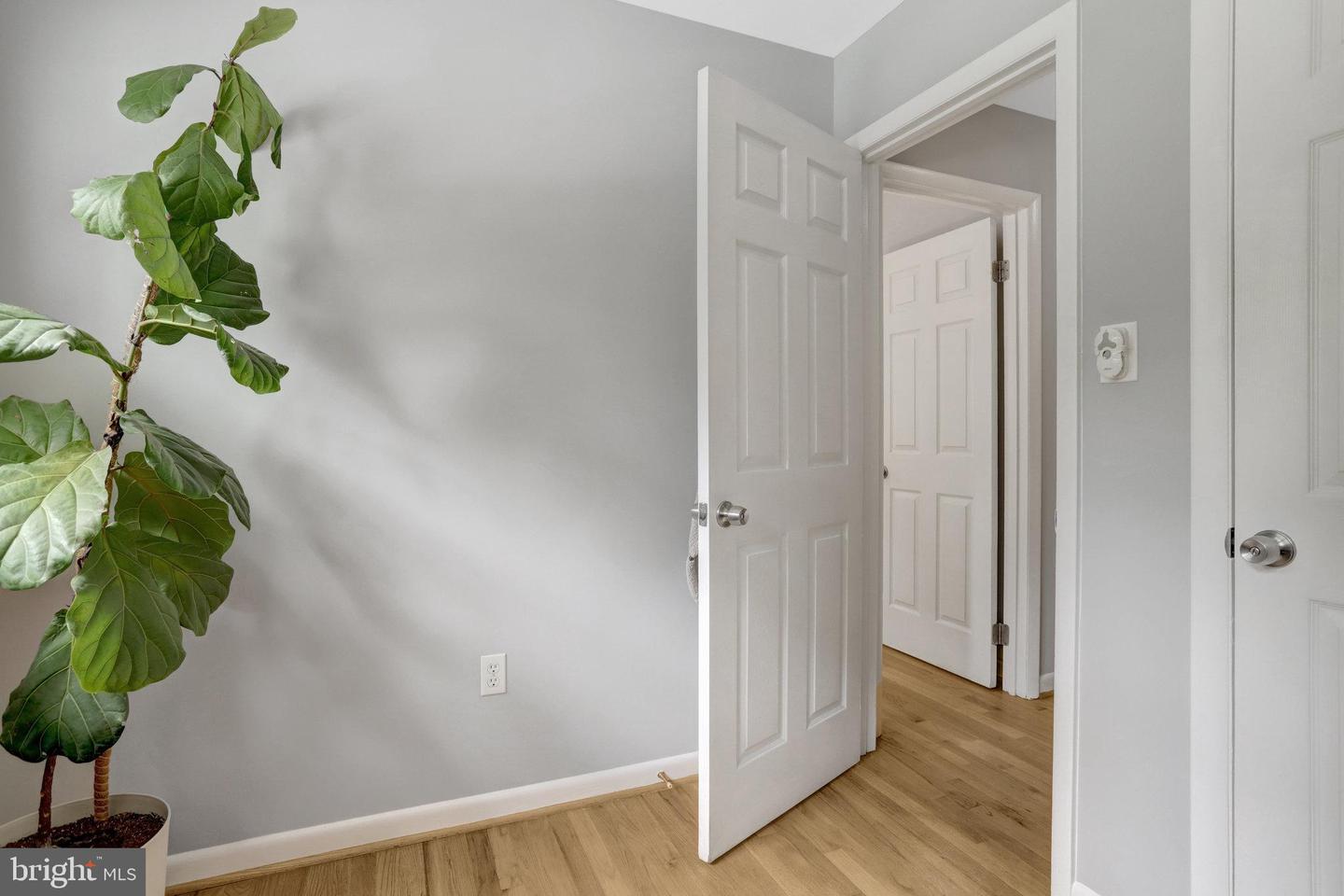 7631 KINGSBURY RD, ALEXANDRIA, Virginia 22315, 4 Bedrooms Bedrooms, ,2 BathroomsBathrooms,Residential,For sale,7631 KINGSBURY RD,VAFX2242784 MLS # VAFX2242784