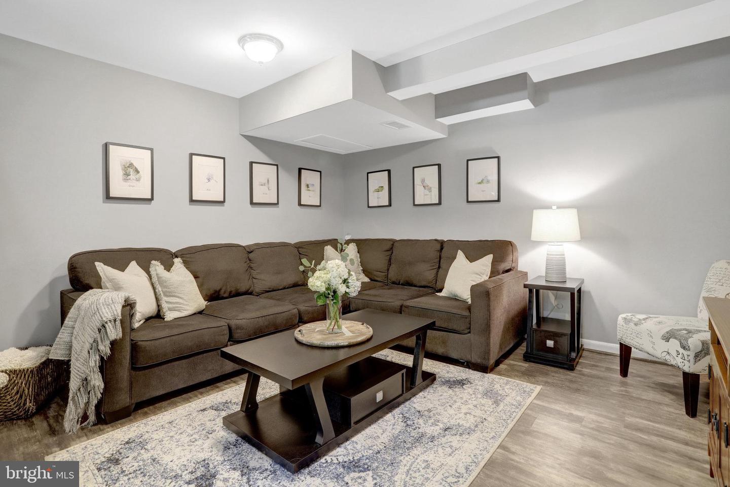 7631 KINGSBURY RD, ALEXANDRIA, Virginia 22315, 4 Bedrooms Bedrooms, ,2 BathroomsBathrooms,Residential,For sale,7631 KINGSBURY RD,VAFX2242784 MLS # VAFX2242784
