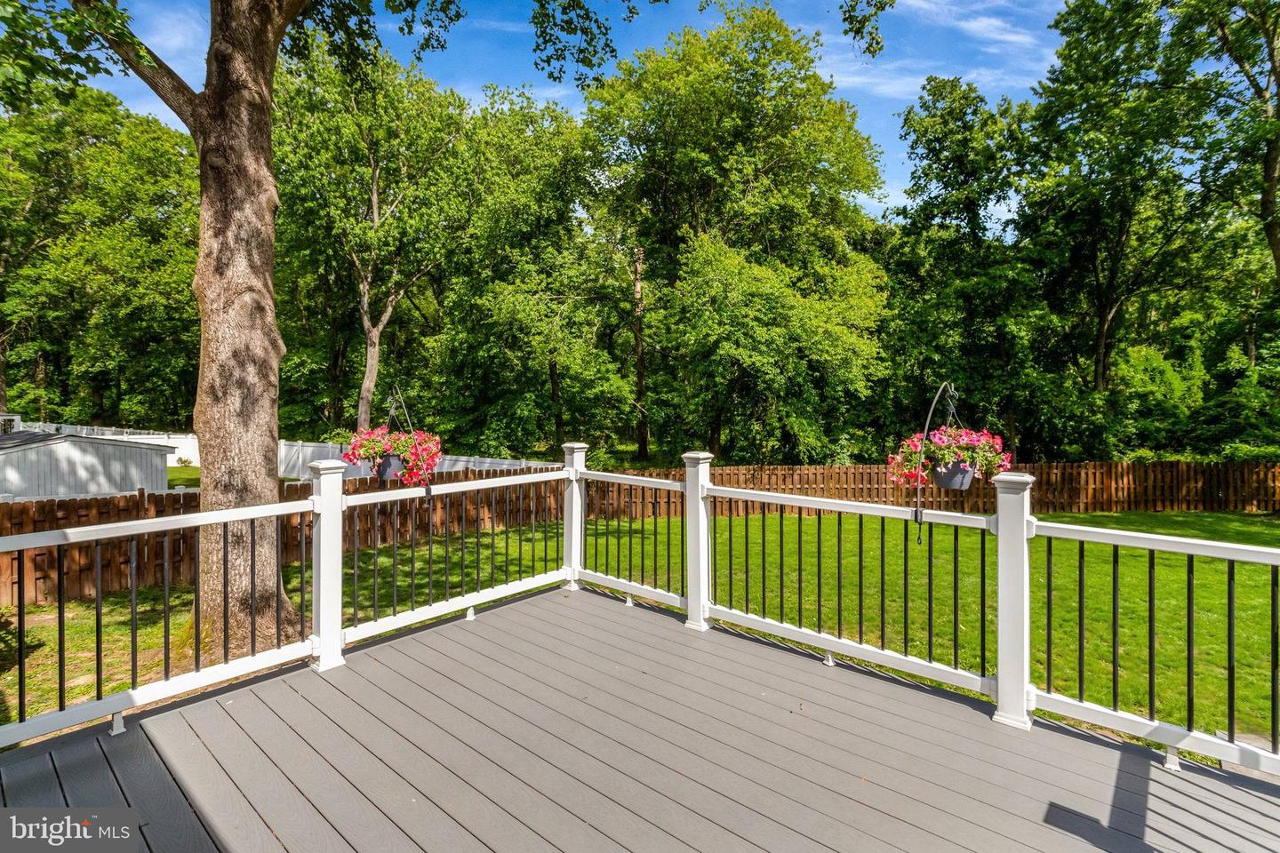 7631 KINGSBURY RD, ALEXANDRIA, Virginia 22315, 4 Bedrooms Bedrooms, ,2 BathroomsBathrooms,Residential,For sale,7631 KINGSBURY RD,VAFX2242784 MLS # VAFX2242784