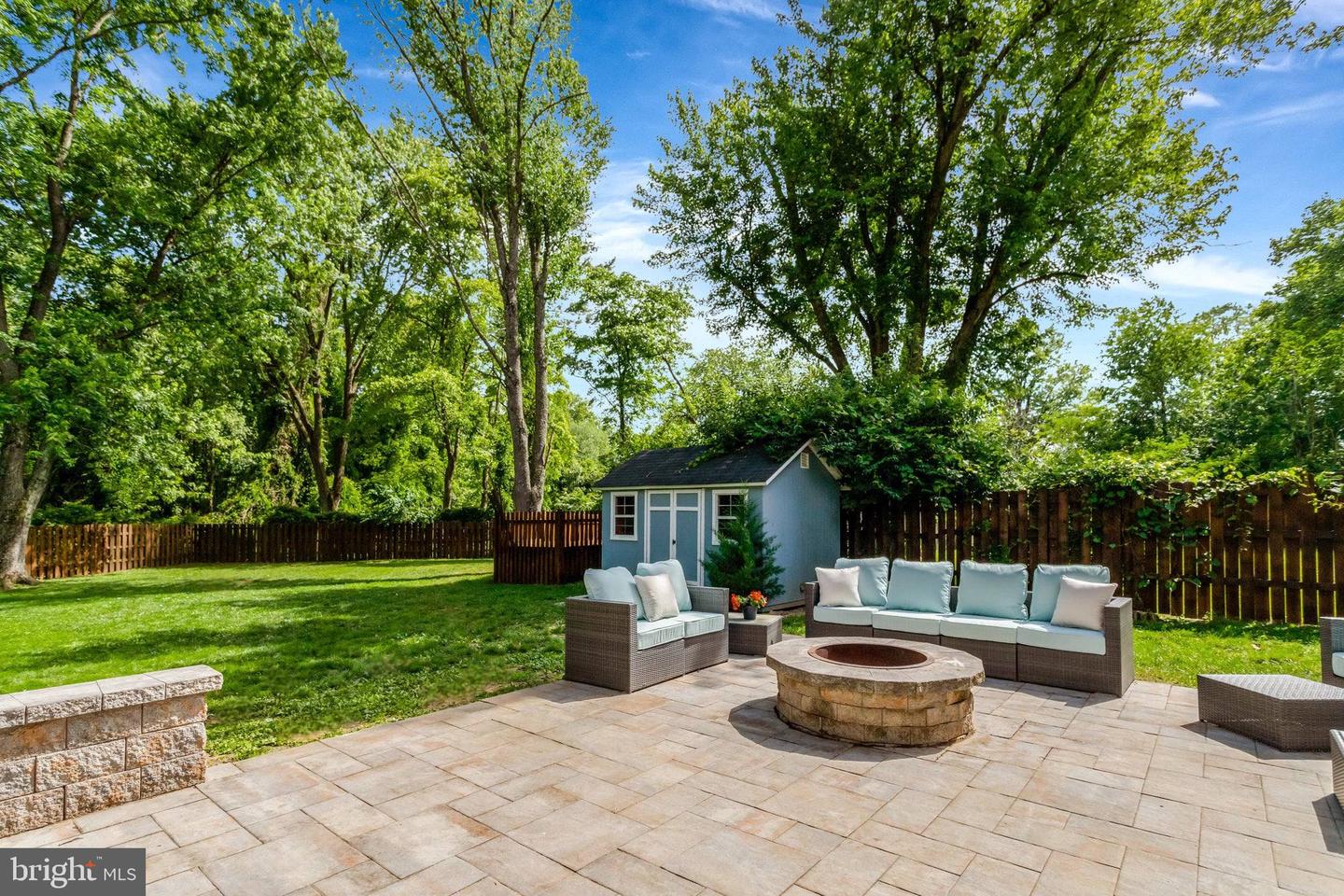 7631 KINGSBURY RD, ALEXANDRIA, Virginia 22315, 4 Bedrooms Bedrooms, ,2 BathroomsBathrooms,Residential,For sale,7631 KINGSBURY RD,VAFX2242784 MLS # VAFX2242784