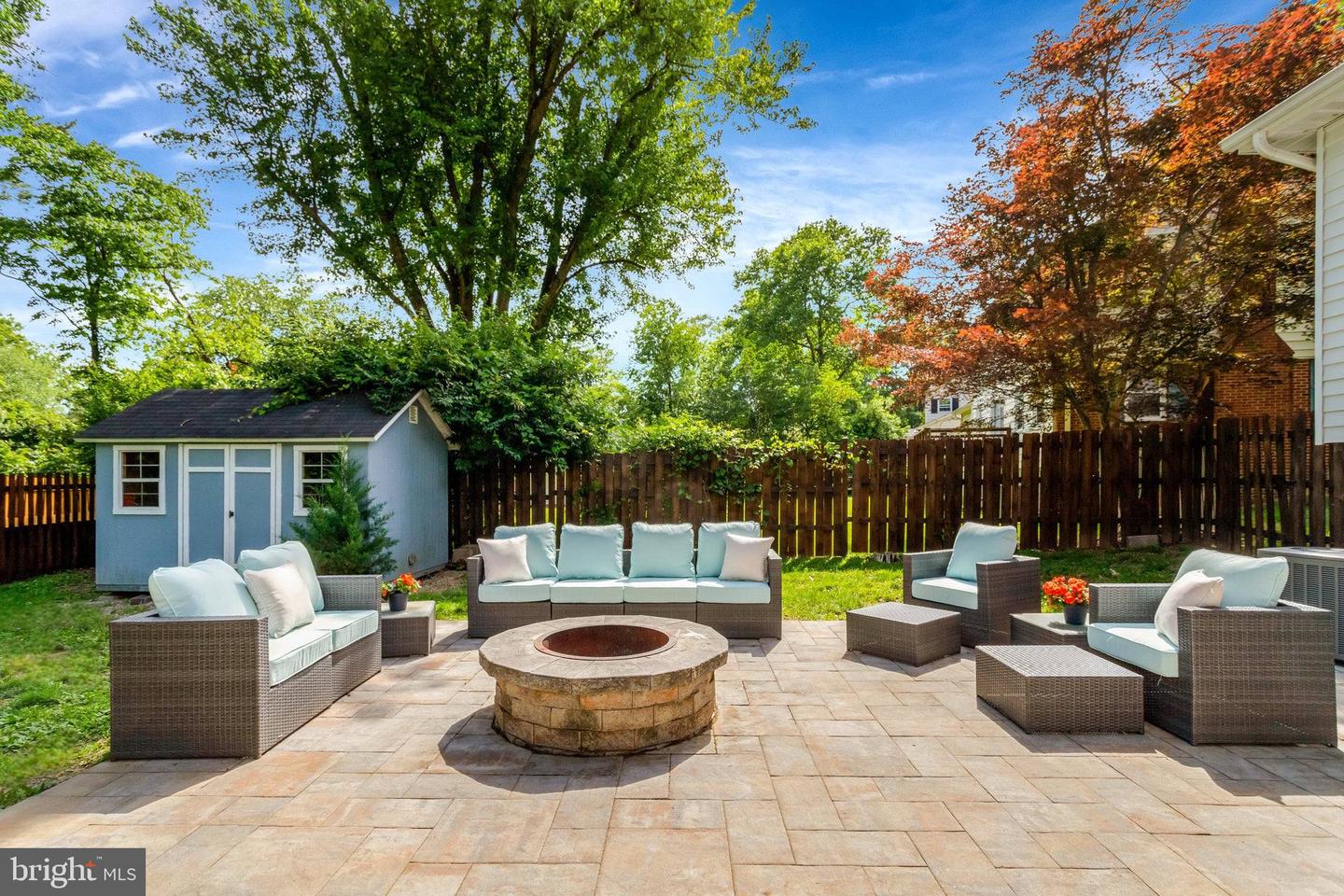 7631 KINGSBURY RD, ALEXANDRIA, Virginia 22315, 4 Bedrooms Bedrooms, ,2 BathroomsBathrooms,Residential,For sale,7631 KINGSBURY RD,VAFX2242784 MLS # VAFX2242784