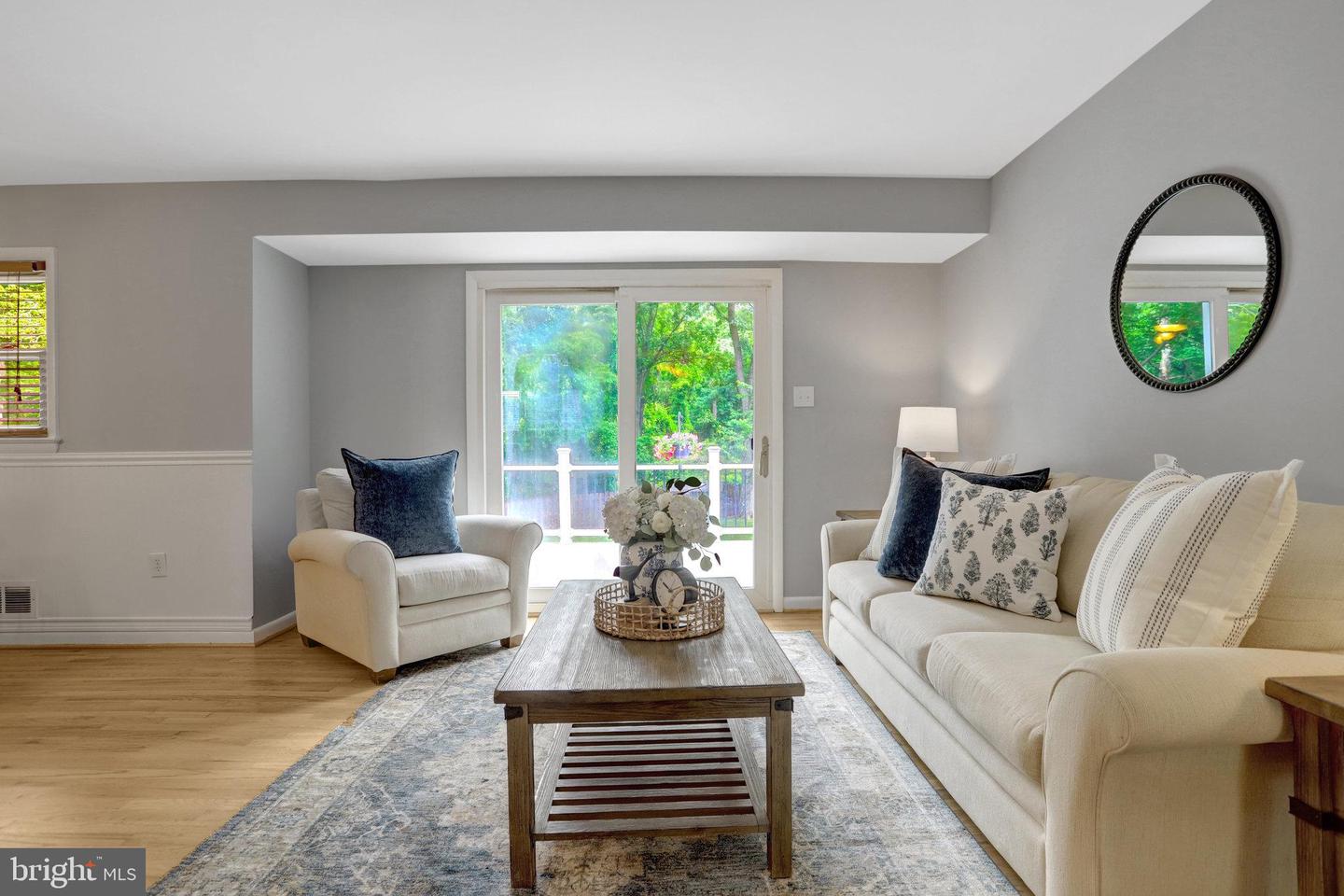 7631 KINGSBURY RD, ALEXANDRIA, Virginia 22315, 4 Bedrooms Bedrooms, ,2 BathroomsBathrooms,Residential,For sale,7631 KINGSBURY RD,VAFX2242784 MLS # VAFX2242784