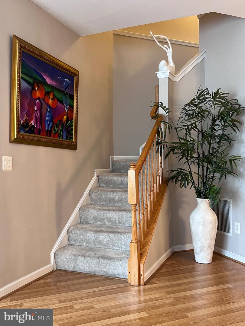 7884 SEAFARER WAY, LORTON, Virginia 22079, 3 Bedrooms Bedrooms, ,3 BathroomsBathrooms,Residential,For sale,7884 SEAFARER WAY,VAFX2242790 MLS # VAFX2242790