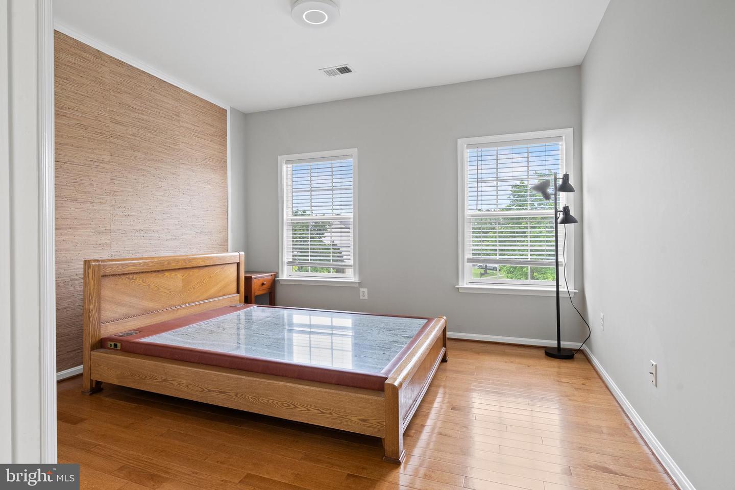 10000 UMBRELLA PL, NOKESVILLE, Virginia 20181, 5 Bedrooms Bedrooms, ,4 BathroomsBathrooms,Residential,For sale,10000 UMBRELLA PL,VAPW2095426 MLS # VAPW2095426