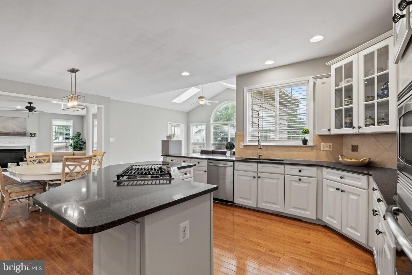 10000 UMBRELLA PL, NOKESVILLE, Virginia 20181, 5 Bedrooms Bedrooms, ,4 BathroomsBathrooms,Residential,For sale,10000 UMBRELLA PL,VAPW2095426 MLS # VAPW2095426