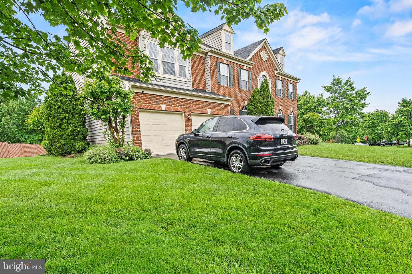10000 UMBRELLA PL, NOKESVILLE, Virginia 20181, 5 Bedrooms Bedrooms, ,4 BathroomsBathrooms,Residential,For sale,10000 UMBRELLA PL,VAPW2095426 MLS # VAPW2095426