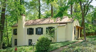 1704 RUGBY CIR, CHARLOTTESVILLE, Virginia 22903, 2 Bedrooms Bedrooms, ,1 BathroomBathrooms,Residential,For sale,1704 RUGBY CIR,664878 MLS # 664878