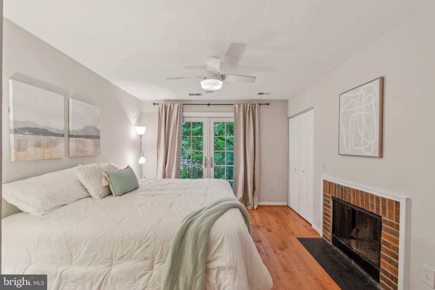 6711 WASHINGTON BLVD #I, ARLINGTON, Virginia 22213, 2 Bedrooms Bedrooms, ,1 BathroomBathrooms,Residential,For sale,6711 WASHINGTON BLVD #I,VAAR2058086 MLS # VAAR2058086