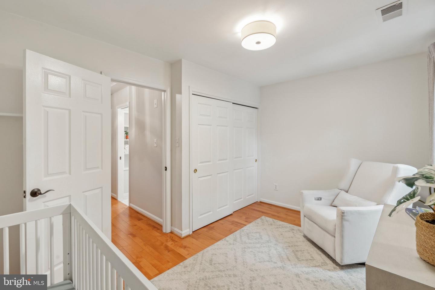 6711 WASHINGTON BLVD #I, ARLINGTON, Virginia 22213, 2 Bedrooms Bedrooms, ,1 BathroomBathrooms,Residential,For sale,6711 WASHINGTON BLVD #I,VAAR2058086 MLS # VAAR2058086