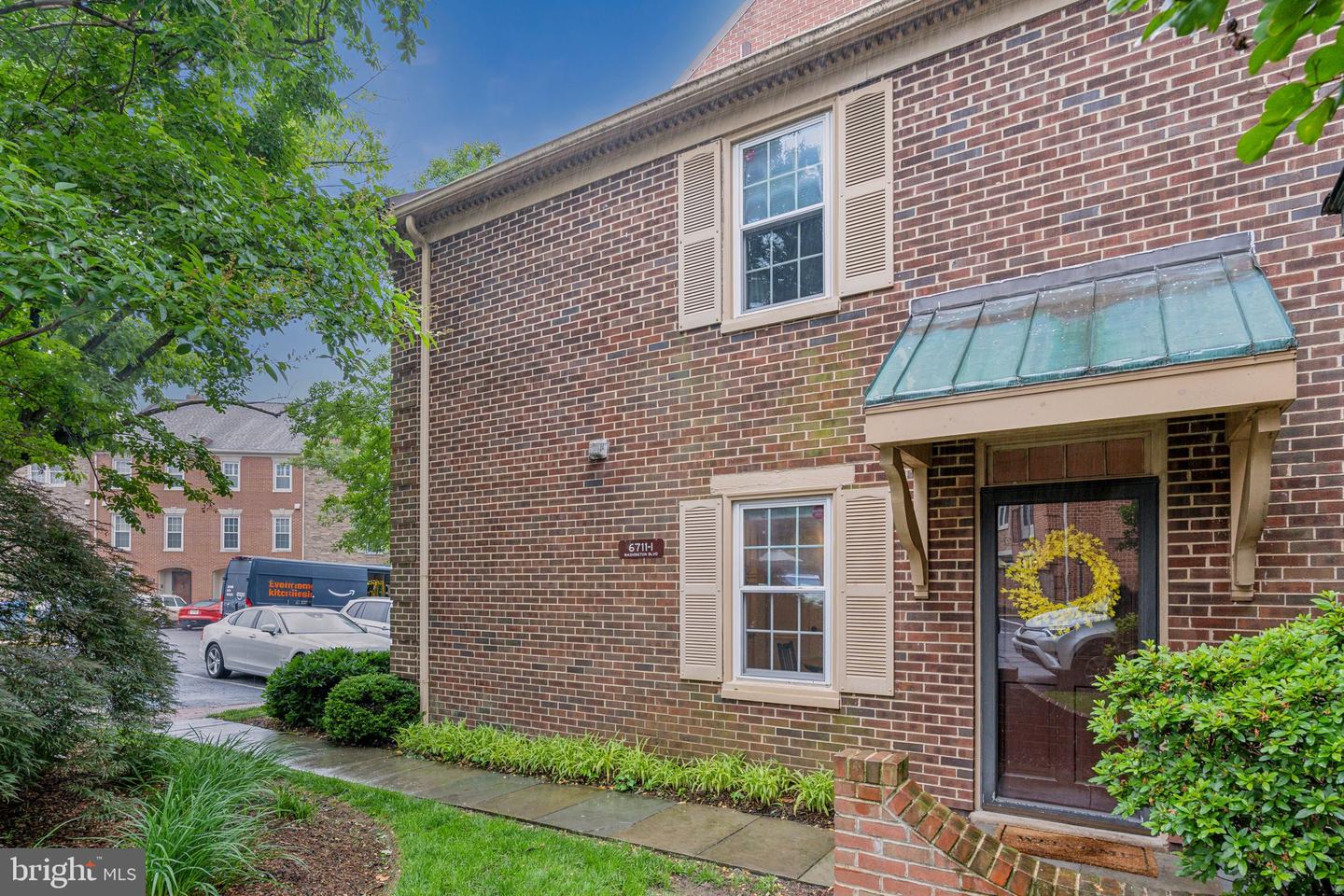 6711 WASHINGTON BLVD #I, ARLINGTON, Virginia 22213, 2 Bedrooms Bedrooms, ,1 BathroomBathrooms,Residential,For sale,6711 WASHINGTON BLVD #I,VAAR2058086 MLS # VAAR2058086