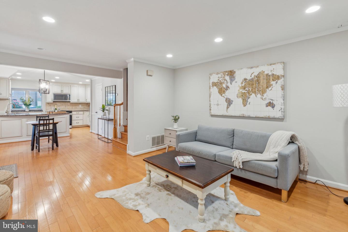 6711 WASHINGTON BLVD #I, ARLINGTON, Virginia 22213, 2 Bedrooms Bedrooms, ,1 BathroomBathrooms,Residential,For sale,6711 WASHINGTON BLVD #I,VAAR2058086 MLS # VAAR2058086
