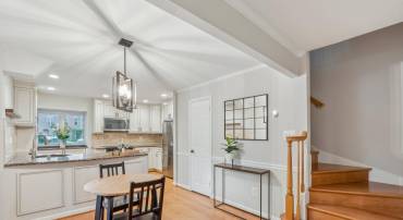 6711 WASHINGTON BLVD #I, ARLINGTON, Virginia 22213, 2 Bedrooms Bedrooms, ,1 BathroomBathrooms,Residential,For sale,6711 WASHINGTON BLVD #I,VAAR2058086 MLS # VAAR2058086
